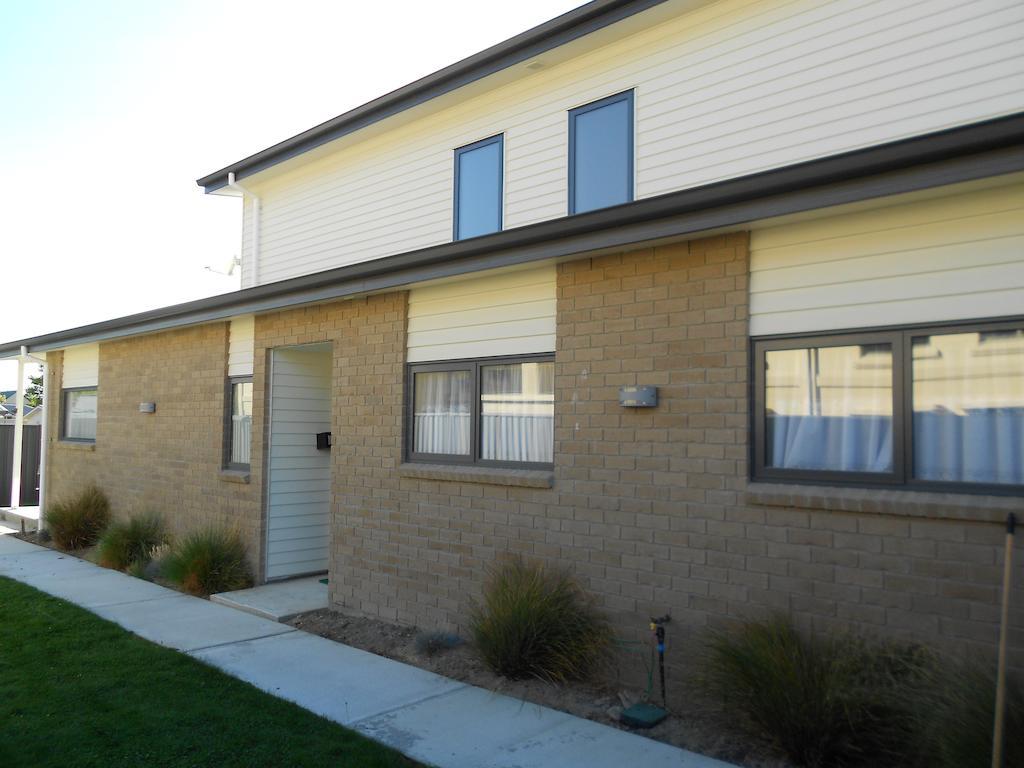 Gavan Family Apartments Cromwell Exterior photo